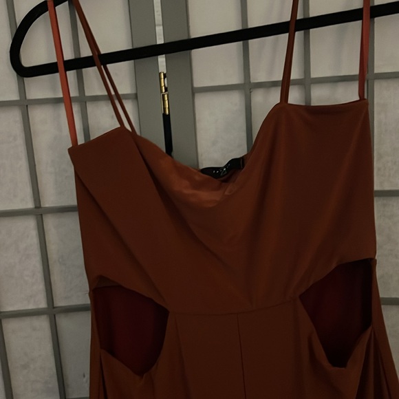 Large orange/ rust romper with cutouts by 2 saints. NWT. - Picture 4 of 4